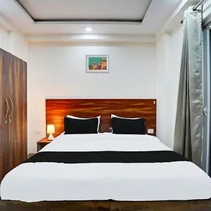 Hotel Ys Upscale Residency, Gurgaon