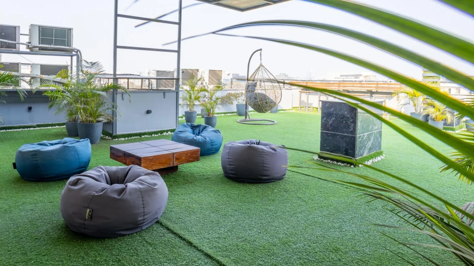 Housr Sector 43 Gurgaon Near Global Foyer Mall Hotel
